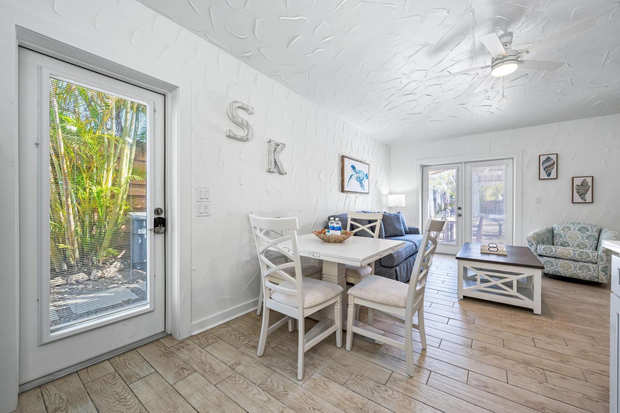 Crescent Beach Villas Siesta Key Exterior foto